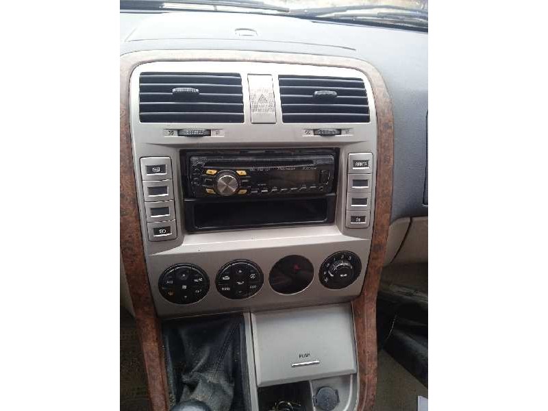 kia carnival ii del año 2003