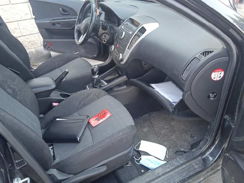 kia cee´d sporty wagon del año 2012