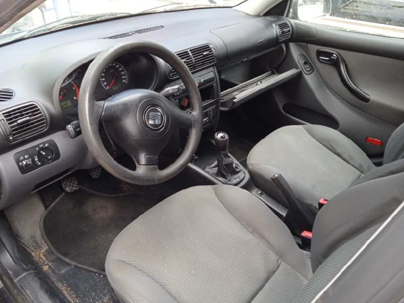 seat leon (1m1) del año 2002