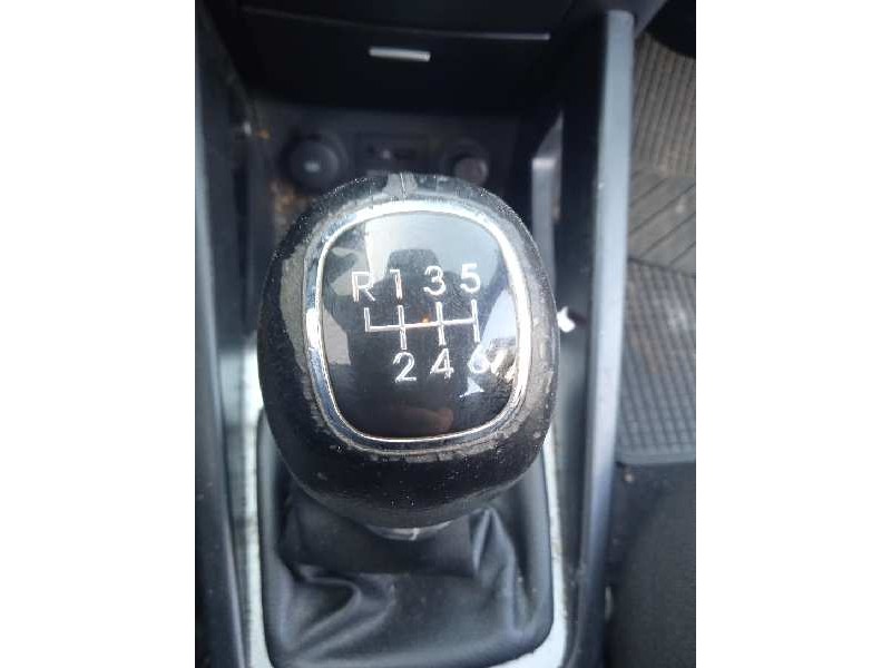 kia cee´d sporty wagon del año 2012