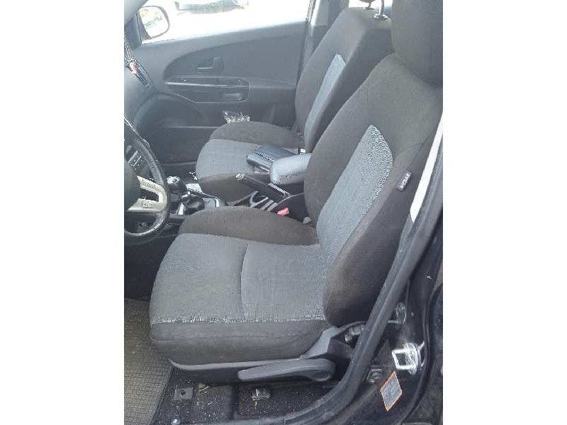 kia cee´d sporty wagon del año 2012