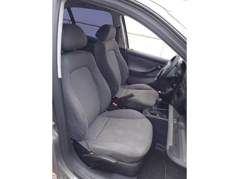 seat leon (1m1) del año 2002