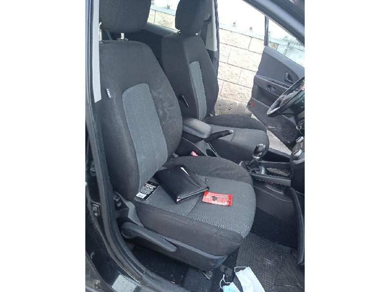 kia cee´d sporty wagon del año 2012