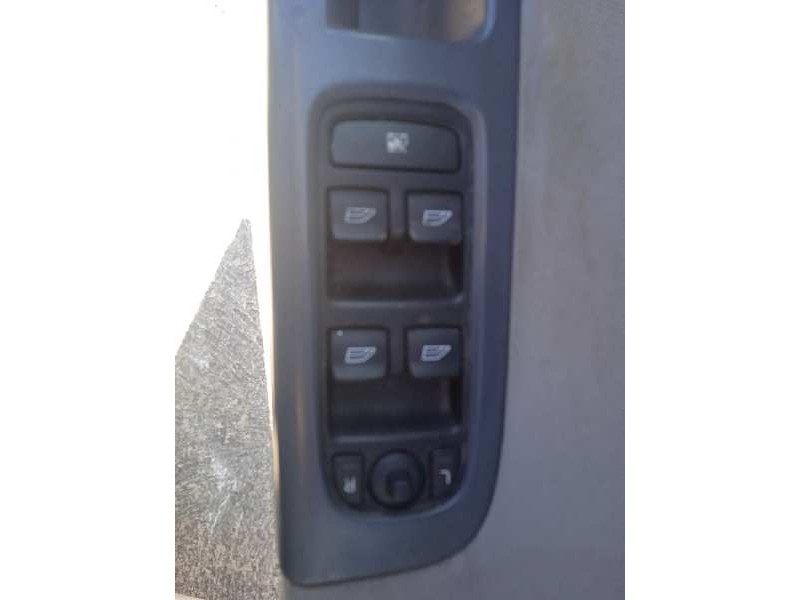 volvo v50 familiar del año 2011