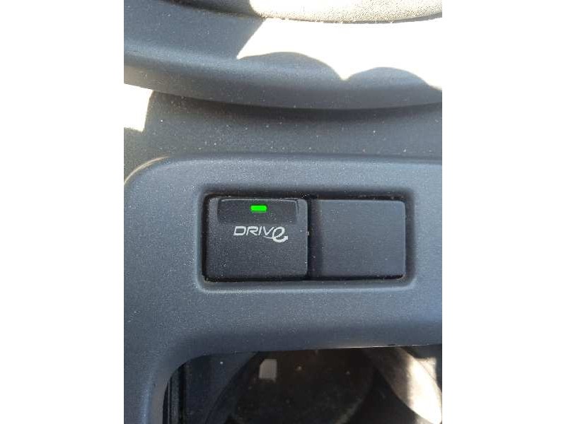 volvo v50 familiar del año 2011