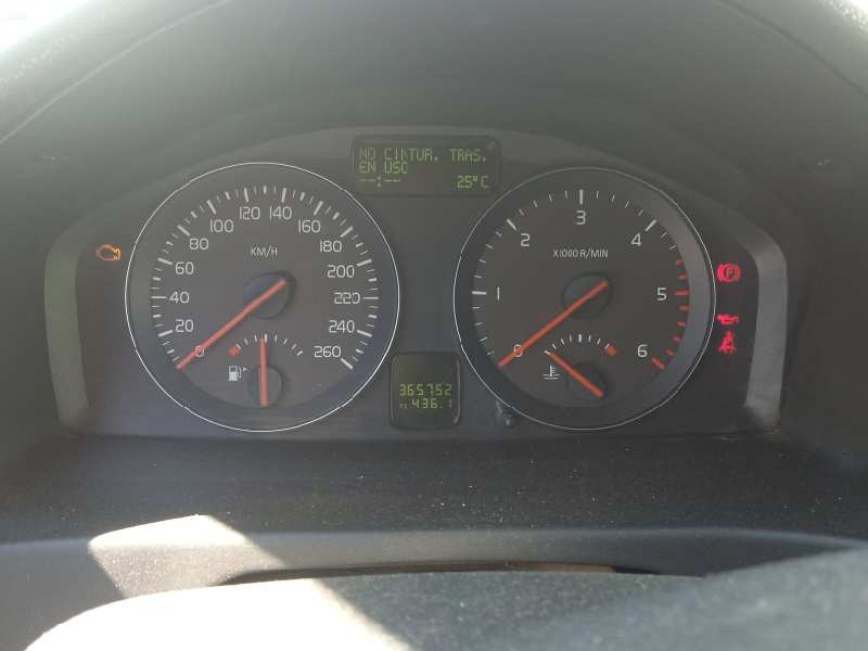 volvo v50 familiar del año 2011