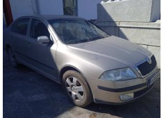 SKODA OCTAVIA BERLINA (1Z3)