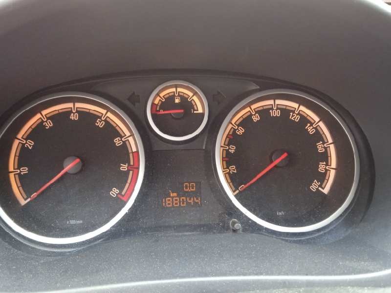 opel corsa d del año 2007