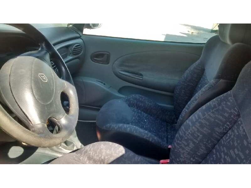 renault megane i coupe fase 2 (da..) del año 1999