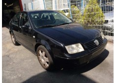 volkswagen bora berlina (1j2) del año 2000