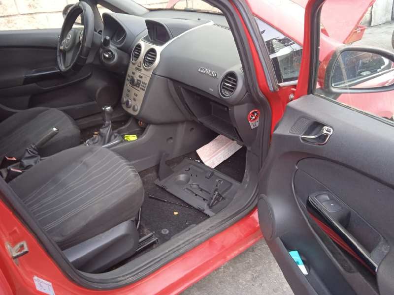 opel corsa d del año 2007