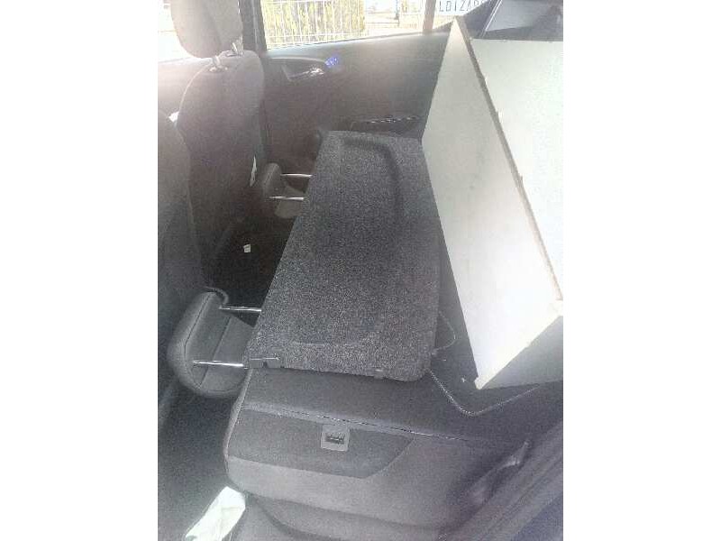 opel corsa e del año 2017