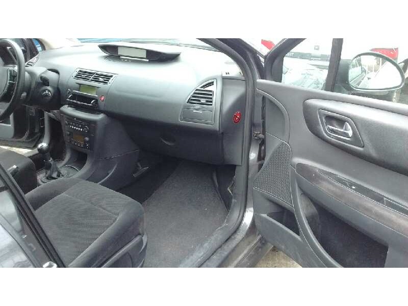 citroën c4 sedan del año 2010