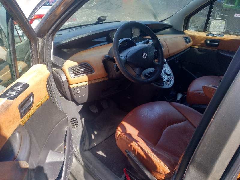 lancia phedra (180) del año 2006