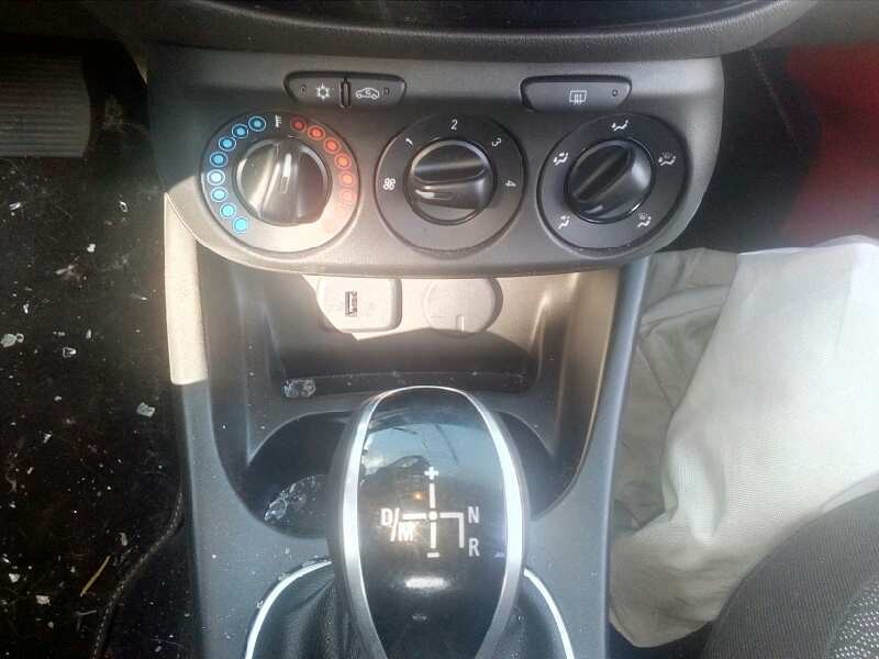 opel corsa e del año 2017