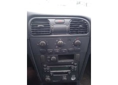 volvo v40 familiar del año 2002 2