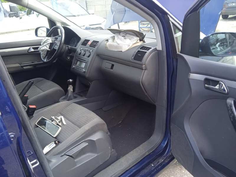 volkswagen touran (1t1) del año 2005