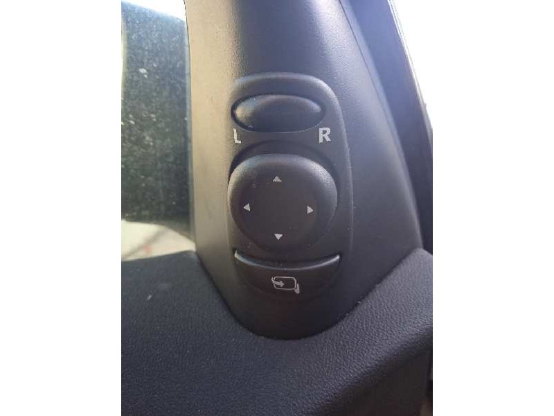 saab 9-3 berlina del año 2005