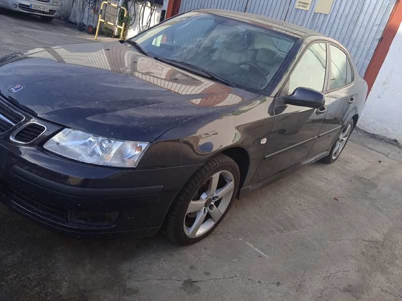 saab 9-3 berlina del año 2005