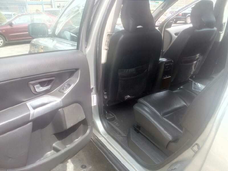 volvo xc90 del año 2003