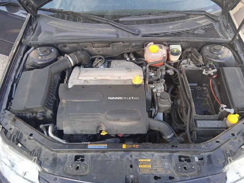 saab 9-3 berlina del año 2005