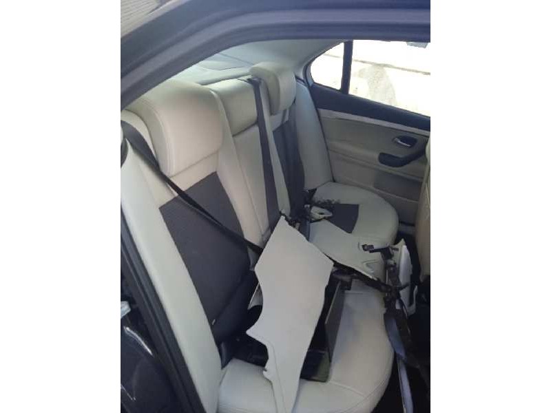 saab 9-3 berlina del año 2005