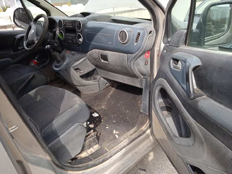 peugeot partner kombi del año 2010