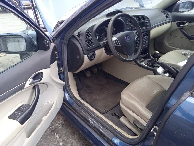 saab 9-3 berlina del año 2006