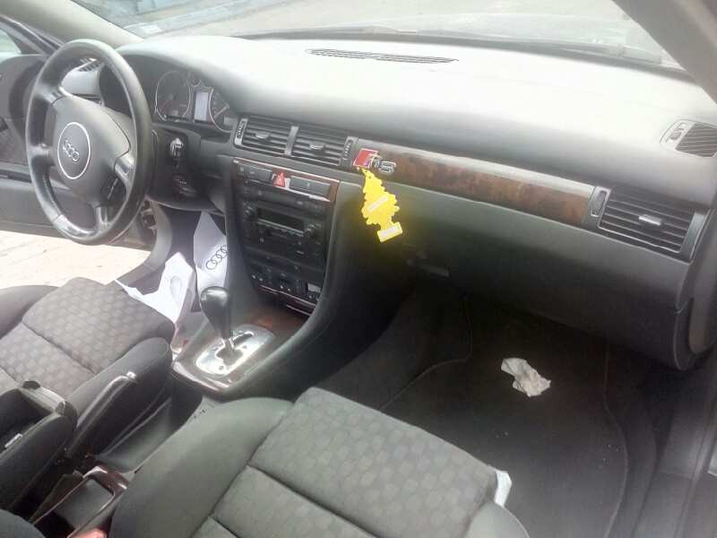 audi a6 berlina (4b2) del año 2002