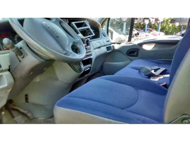 iveco daily caja cerrada (2006 =>) del año 2009