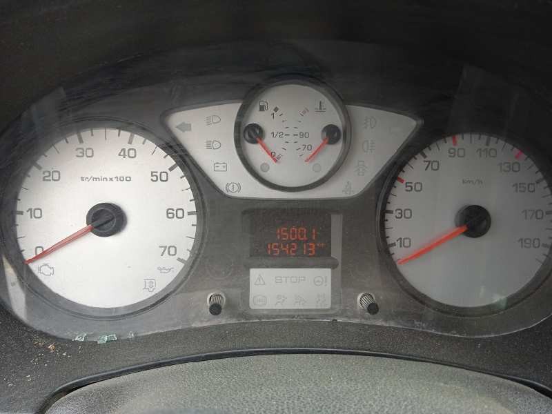 peugeot partner kombi del año 2010