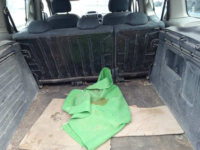 peugeot partner kombi del año 2010