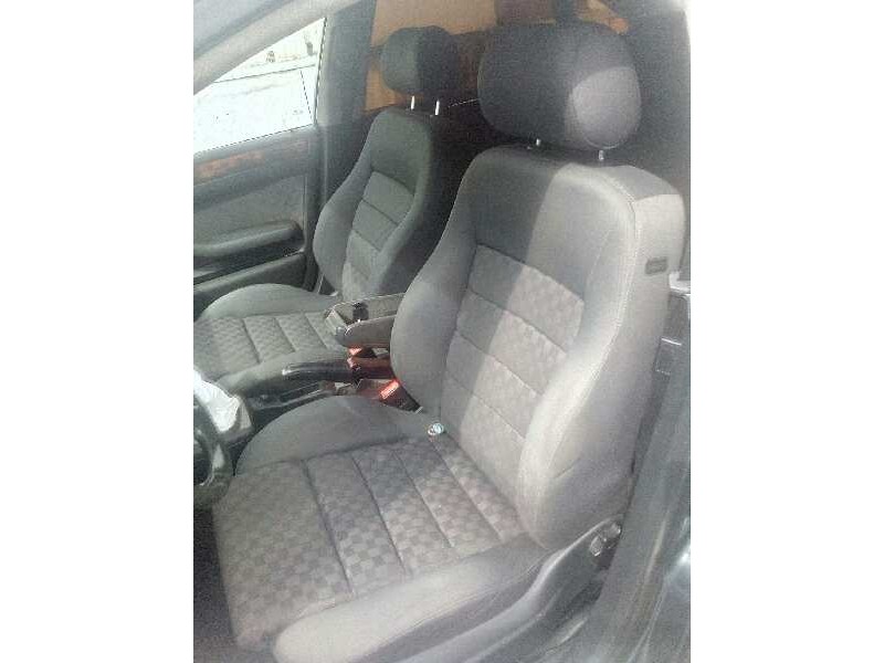 audi a6 berlina (4b2) del año 2002