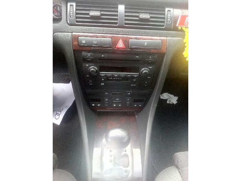 audi a6 berlina (4b2) del año 2002