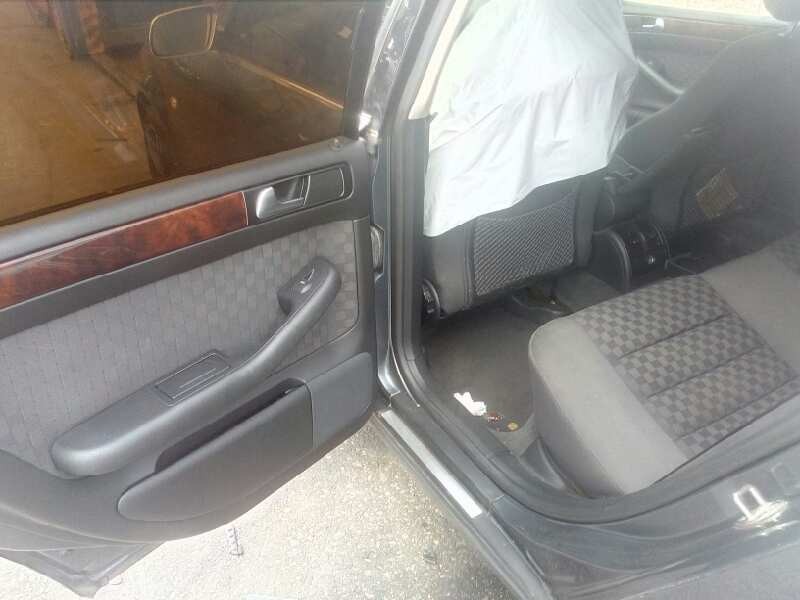 audi a6 berlina (4b2) del año 2002