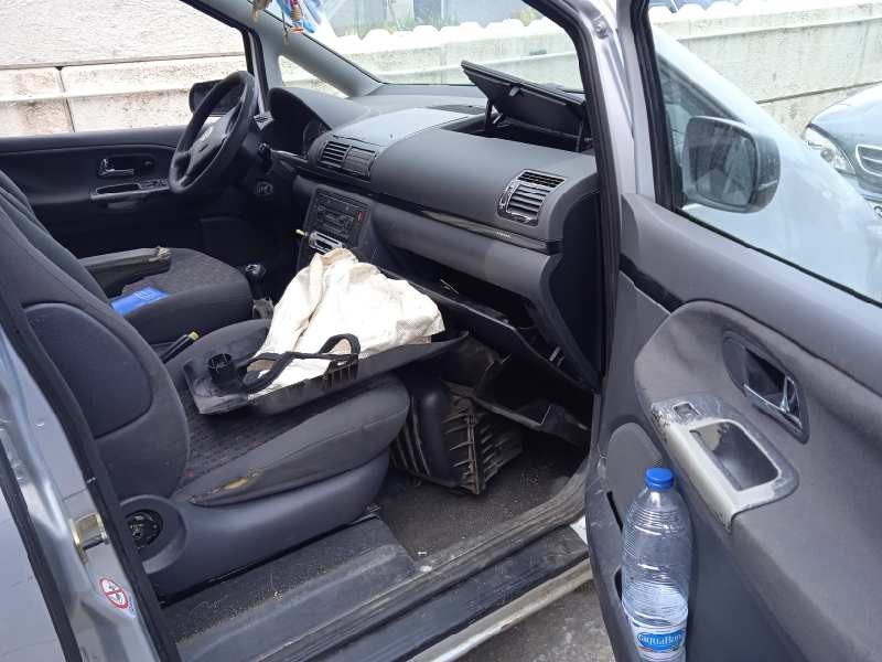 volkswagen sharan (7m6/7m9) del año 2002