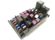 Recambio de caja reles / fusibles para subaru impreza g12 2.0 diesel cat referencia OEM IAM 82241FG030  