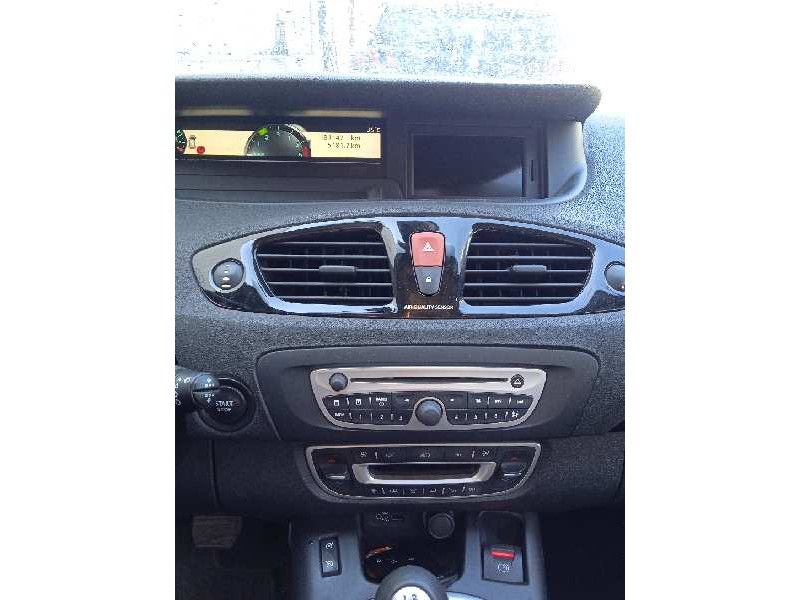 renault scenic iii del año 2011