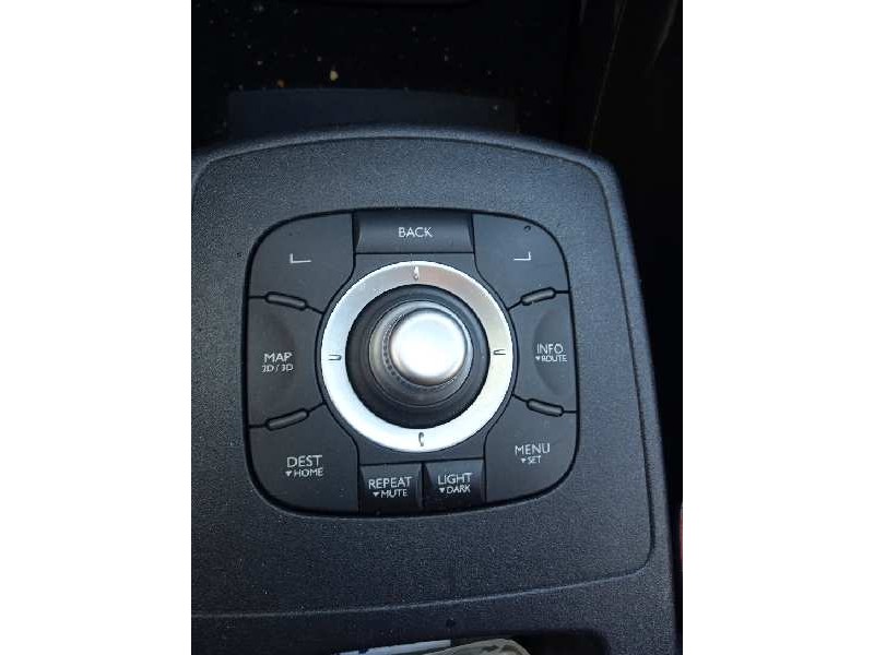 renault scenic iii del año 2011