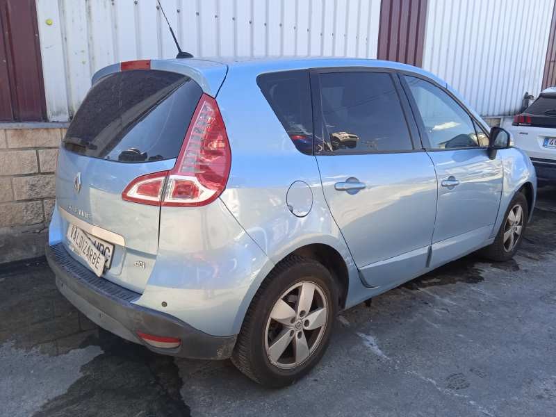 renault scenic iii del año 2011