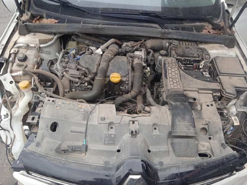 renault megane iv berlina 5p del año 2018