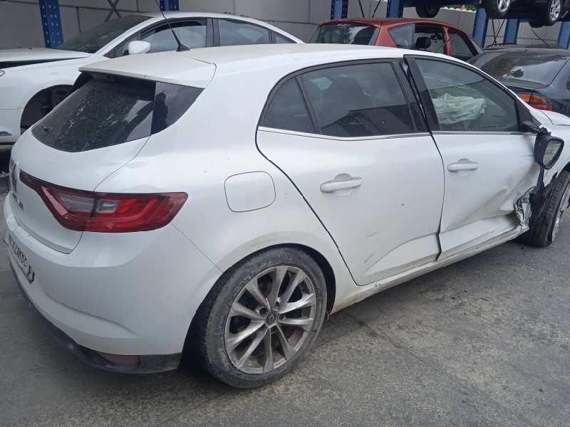 renault megane iv berlina 5p del año 2018