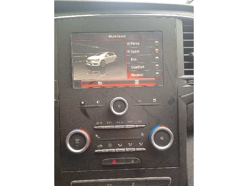 renault megane iv berlina 5p del año 2018