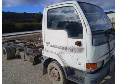 nissan cabstar del año 2000