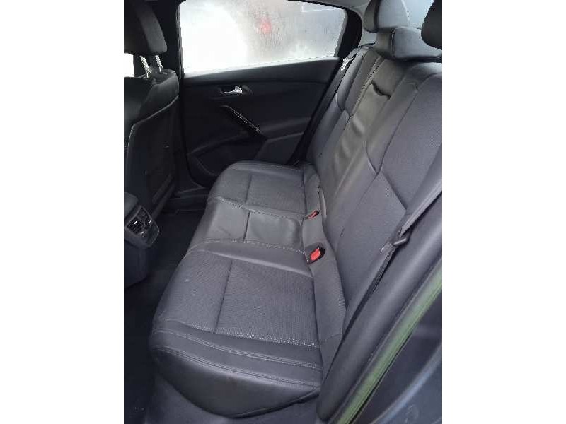 peugeot 508 del año 2012