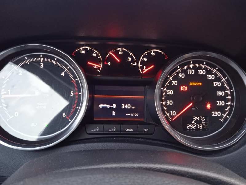 peugeot 508 del año 2012