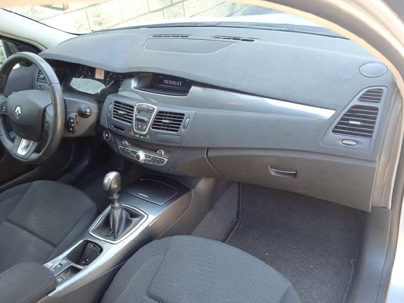 renault laguna iii del año 2010