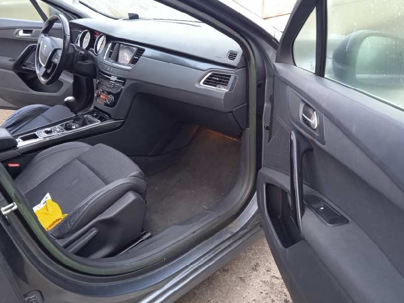 peugeot 508 del año 2012