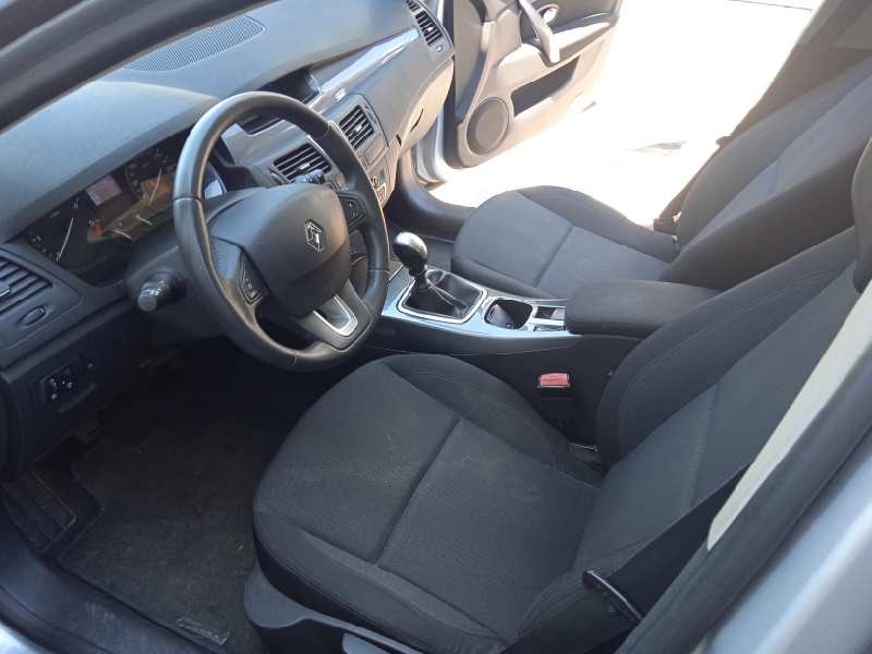 renault laguna iii del año 2010