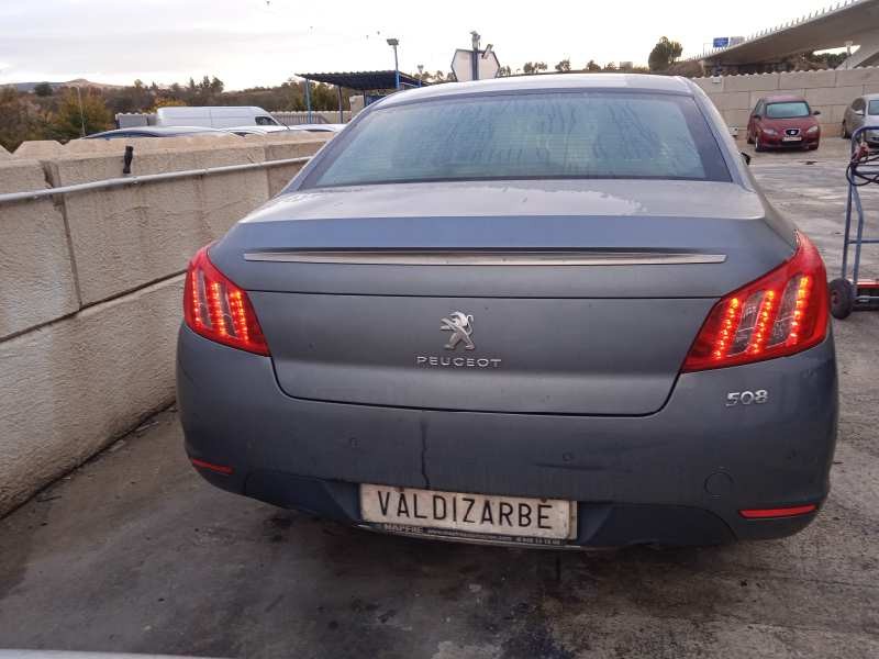 peugeot 508 del año 2012